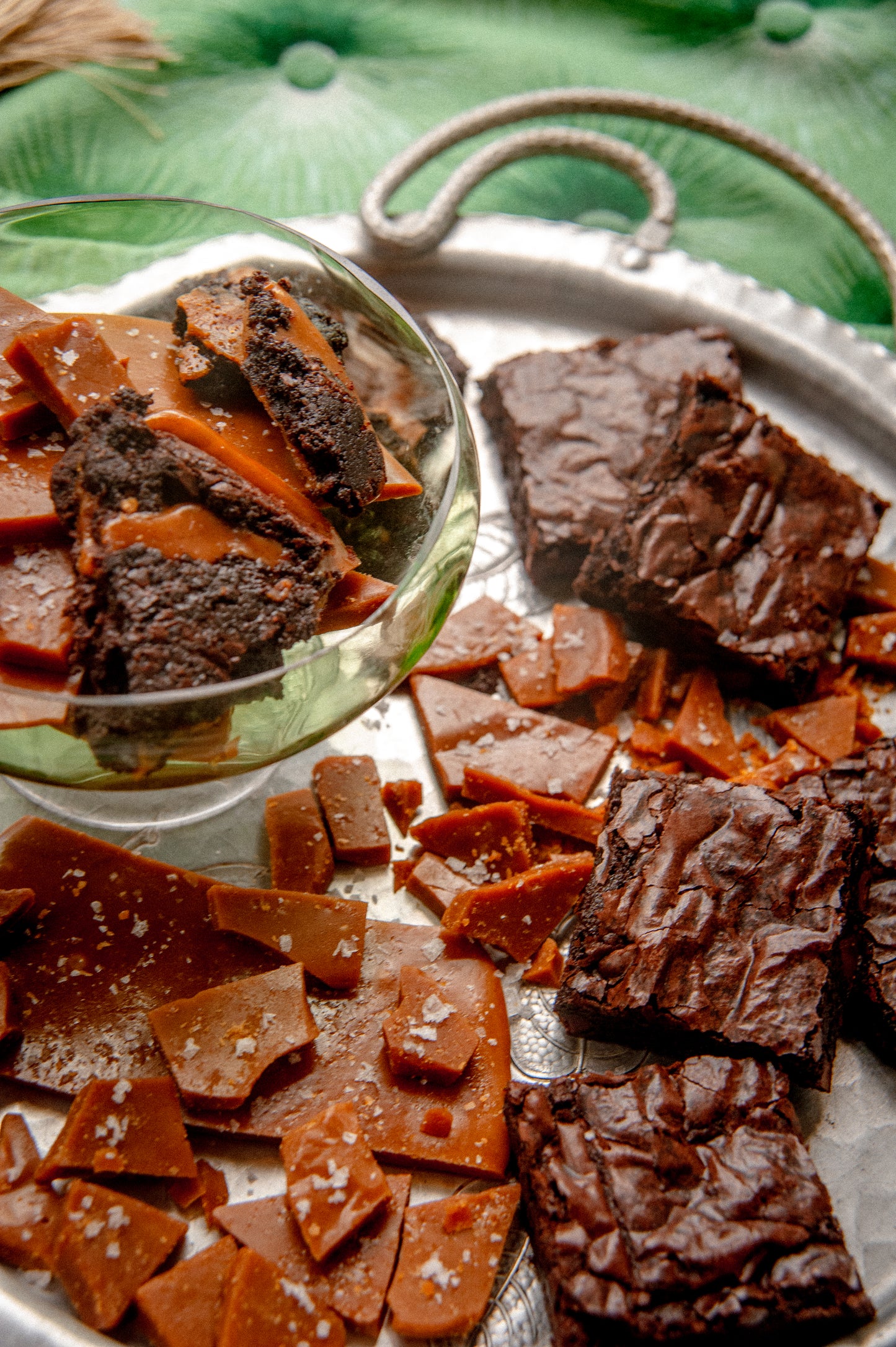 MIDNIGHT BROWNIE TOFFEE (12 oz)