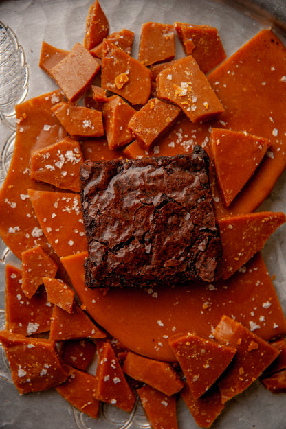 MIDNIGHT BROWNIE TOFFEE (12 oz)